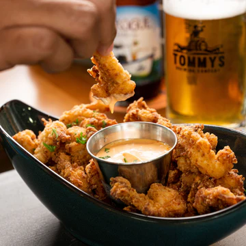 Sriracha Popcorn Chicken